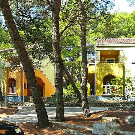 Apartment Holiday Zelena Punta Cin05002 Cyb *
